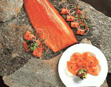 Smoked Salmon (Sockeye Salmon・Half)